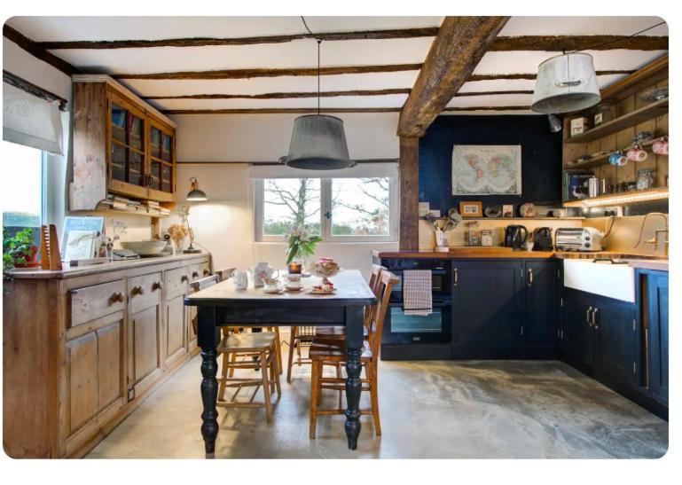 The Dairy, One Bedroom Cottage In A 15Th Century Farmhouse Parham Ngoại thất bức ảnh