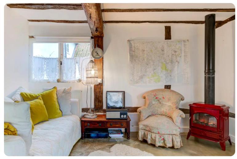 The Dairy, One Bedroom Cottage In A 15Th Century Farmhouse Parham Ngoại thất bức ảnh